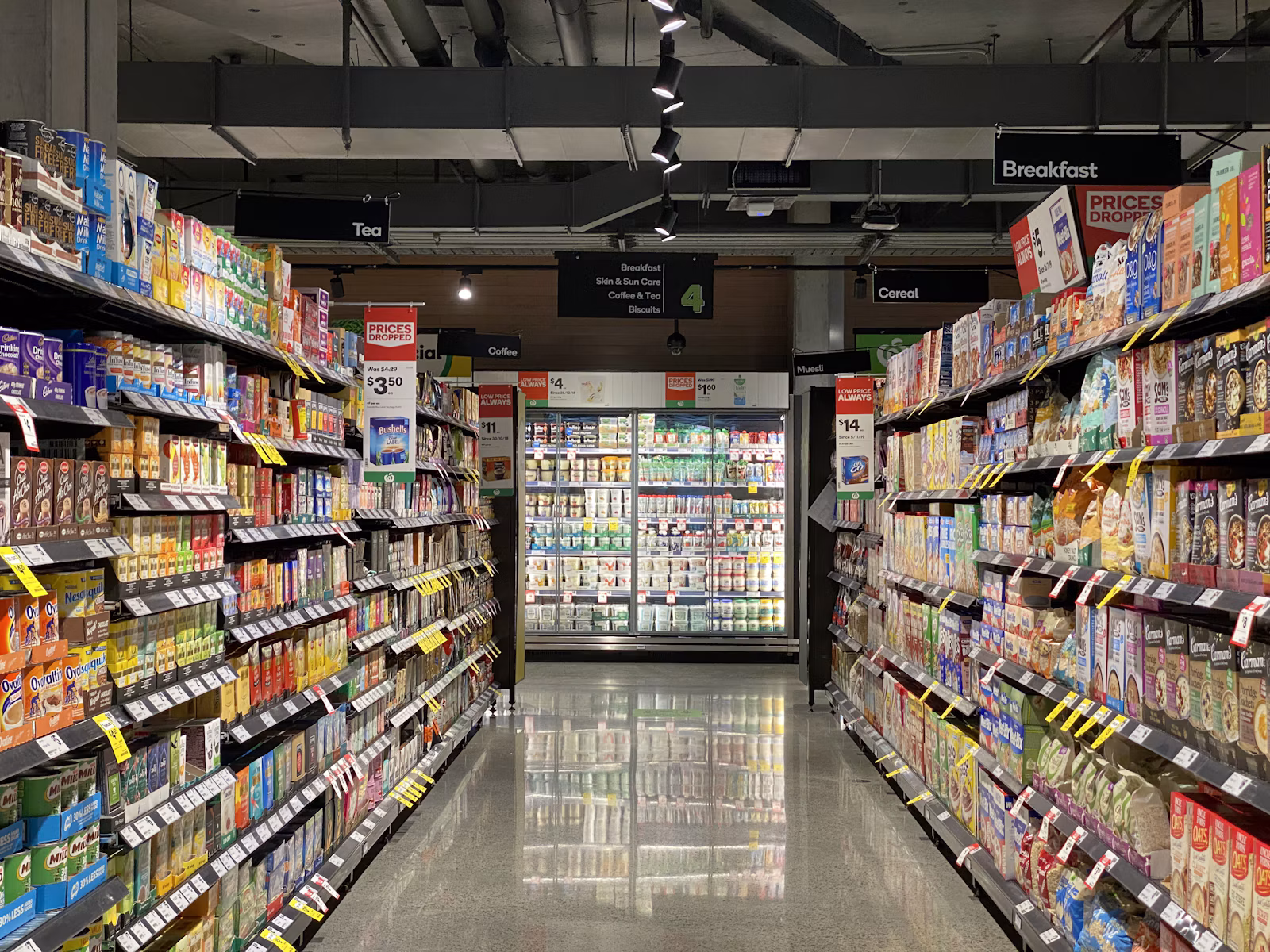 Cantinho da Roca Produtos Naturais e Hortifrutti — abastecimento do dia a dia